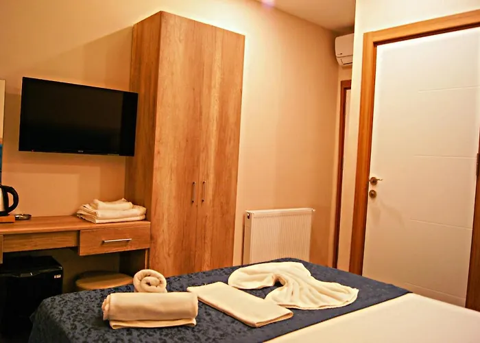 Hotel Destinia Pera 4*