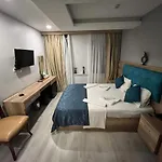 Destinia Pera Istambul